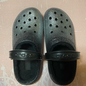 Black/Silver Glitter Fur Lined Crocs